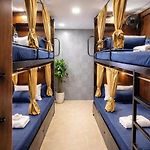 Bombay Stay Near Mumbai International Airport