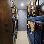 Bombay Stay Near Mumbai International Airport