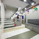 Merhaba Hostel And Pg Near Seven Hill Hospital