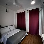 Studio Apartment In Bandra West