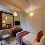 Hiltop Hotel
