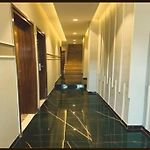 Glitz Beverly-Near Us Consulate Kurla