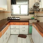 Ivy Link Palace 2Bhk Oshiwara