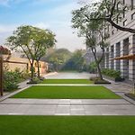 Grand Hyatt Mumbai Hotel And Residences