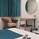 Shine Hospitality Residency