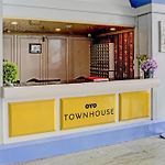 Townhouse Royal Palms Hotel - Lily Collection