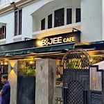 Kakad Classic 5, 16Th Rd, Pali Village, Khar West By Connekt Homes
