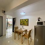 Connekthomes - Saba Heritage Charming Apartment In Bandra West