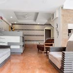 Hotel O Rana Residency Near Western Express Highway Metro Station