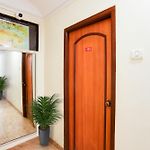Collection O De Meridian Near Versova Beach