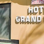 Hotel O Grand Villa