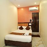 Hotel Rinza Residency