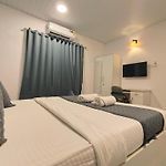 Astha Kandivali Service Apartment