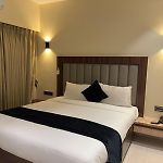 Hotel Golden Crown
