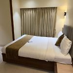 Hotel Golden Crown