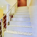 Hotel O Rishi Palace