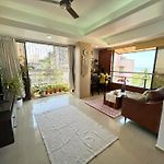 Marita 701 Bandra Beauty 2 Bed 2 Bath Sea View Parking