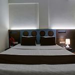 Collection O Lodha Experia Mall Dombiwali Formerly Rr Suites