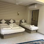 Glance Rooms & Dormitory
