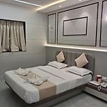 Glance Rooms & Dormitory