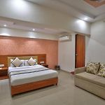 Hotel Saineel Residency