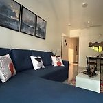 Urban Pause, 2Bhk Apt Near Bkc,Airport&Nmacc