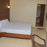 Hotel Ashray International, Sion - Near Bkc