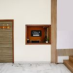 Collection O Lokhandwala Andheri West Mumbai Formerly Lalsai Residency