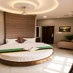 Glitz Hotels 7Even Hills- Nr International Airport Mumbai T2