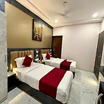 Hotel Classy Comfort Malad Near Dna Hospital