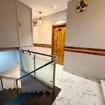 Hotel Classy Comfort Malad Near Dna Hospital