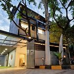 Chembur Homeotel - Gagal Home