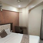 Hotel Rs Court