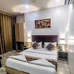 Hotel Square International