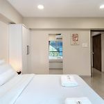Zen C - Private Room In Shared 3Bhk
