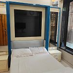 Meenaji\'S Home
