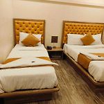 Hotel Royce Bkc - Near Jio Convention Centre And Us Consulate