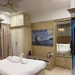 Luxury 2Bhk , 5 Min To Bkc , Fast Wifi
