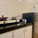 Spacious 1 Bed 2 Bath Bandra Balcony Wifi