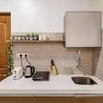 Cleo: Cozy 1Bhk In Khar Near Bandra