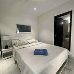 Connekthomes - Luxurious Modern Bliss In Bandra - 6Br