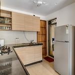 Sorrento Modern Studio Near Bkc