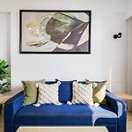 Anya 2Bhk Near Bkc By Square One Stays