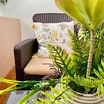 Spacious 1 Bed 2 Bath Bandra Balcony Wifi
