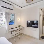 Lyon Studio In Bandra W By Square One Stays
