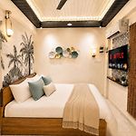Te Amo Studio - Chapel Road, Bandra Near Lilavati