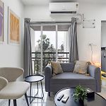 Zara Chic 1 Bhk Bandra W Gated 247 Security