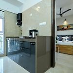 Western Suite - Gagal Home