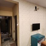 Annapurna Apple -4 Room Kitchen