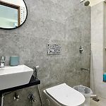 It\'S Sky High 33Rd Floor Blue Suite City Views